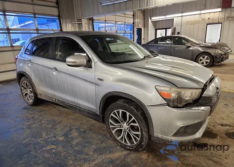 2016 Mitsubishi Outlander Sport Es z USA, uszkodzony, nr VIN JA4AR3AWXGZ041511